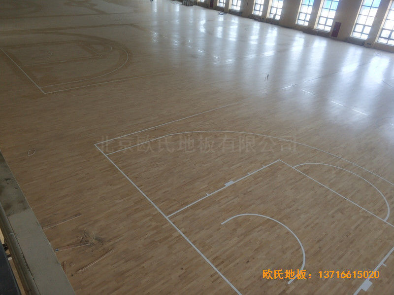 榆林神華煤制油公司籃球館運(yùn)動(dòng)木地板鋪設(shè)案例0
