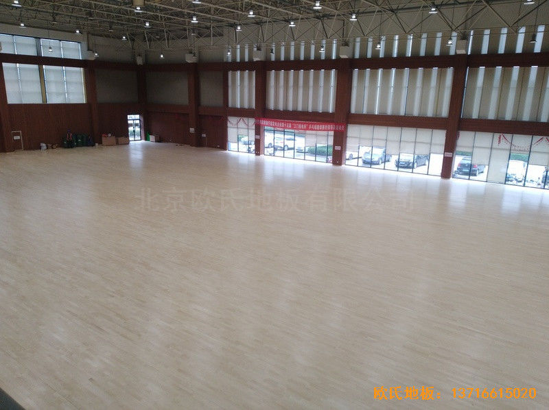 浙江三門核電站體育館運(yùn)動(dòng)木地板施工案例4