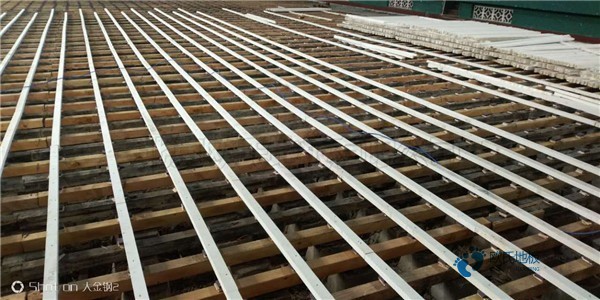 運動木地板產(chǎn)品維護(hù)及材質(zhì)選擇